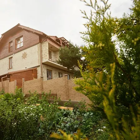 Nocľah s raňajkami Lupu *